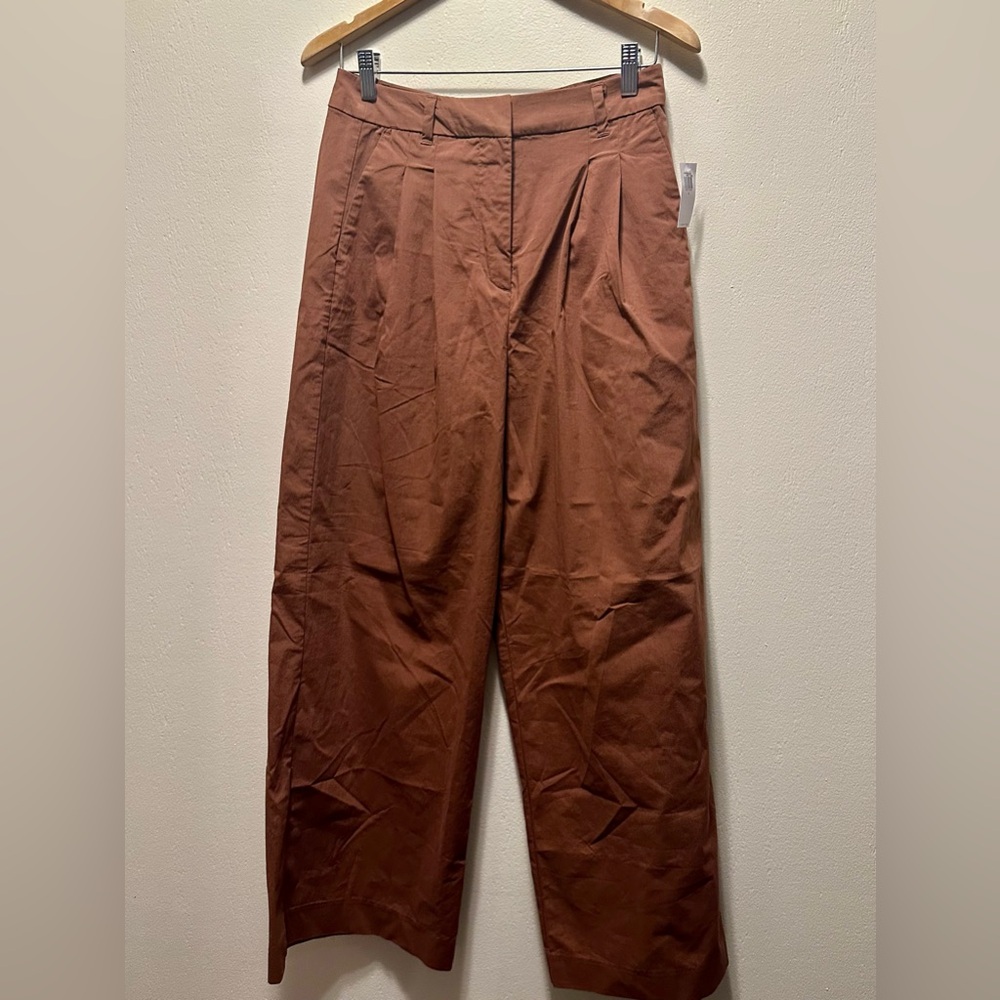NWT Women’s Old Navy Brown Trousers